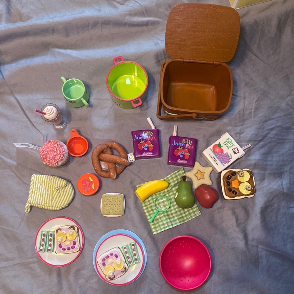American Girl Bitty Baby Picnic & Accessories
